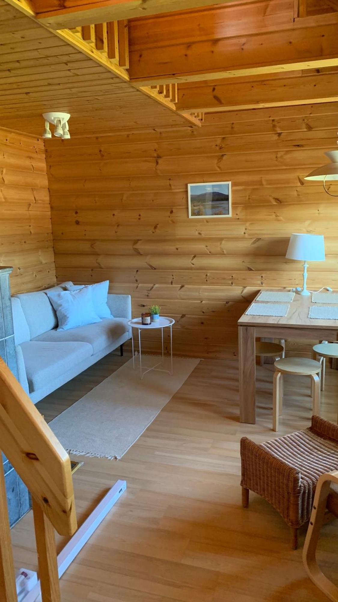 Yllaestoelli 2 D, Aekaeslompolo Apartment Kolari Bagian luar foto