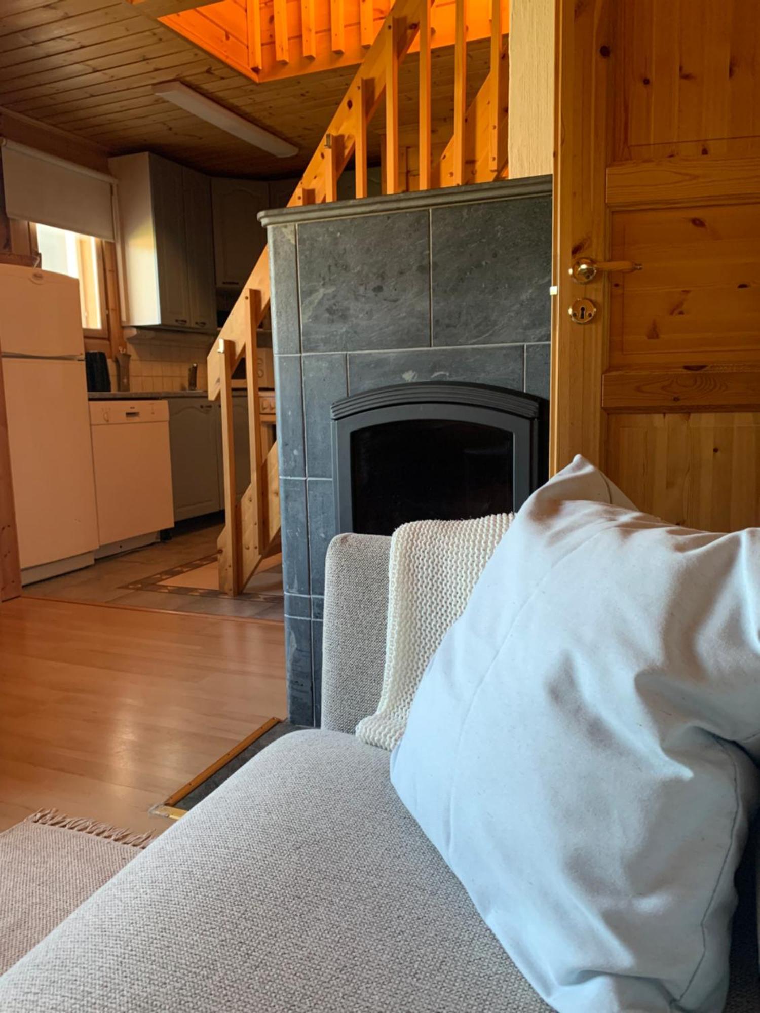 Yllaestoelli 2 D, Aekaeslompolo Apartment Kolari Bagian luar foto